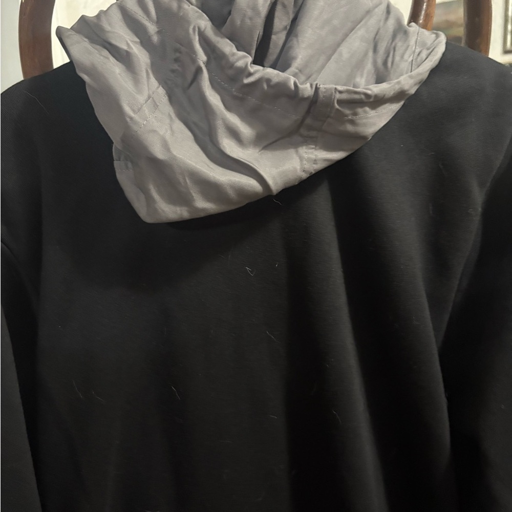 Women's‎ Black Hooded Jacket - Picture 9 of 9
